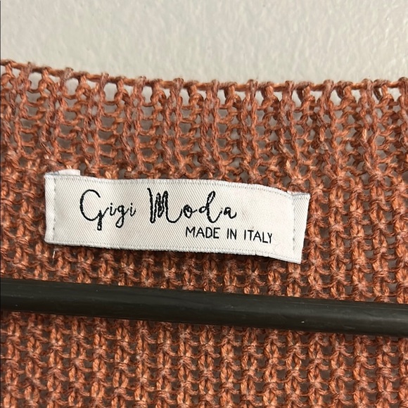 Cozy Knit V-Neck Sweater - Brown - Picture 2 of 6